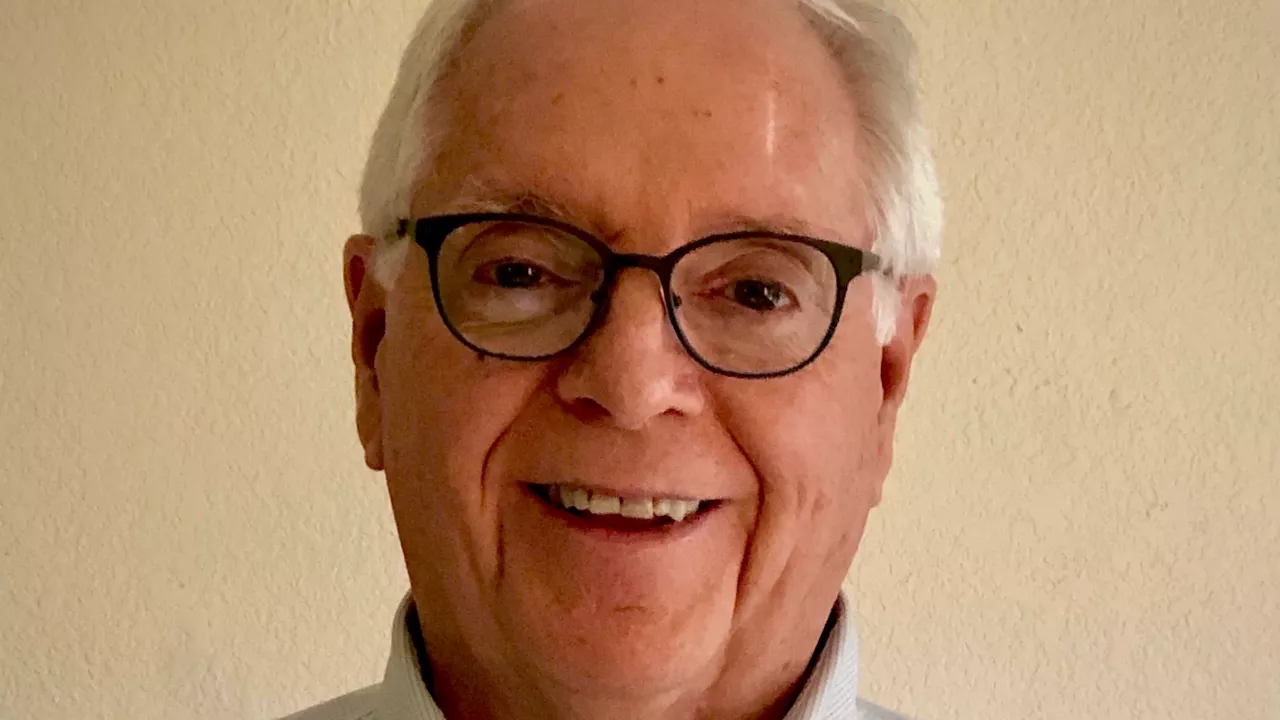 Michael Savageau